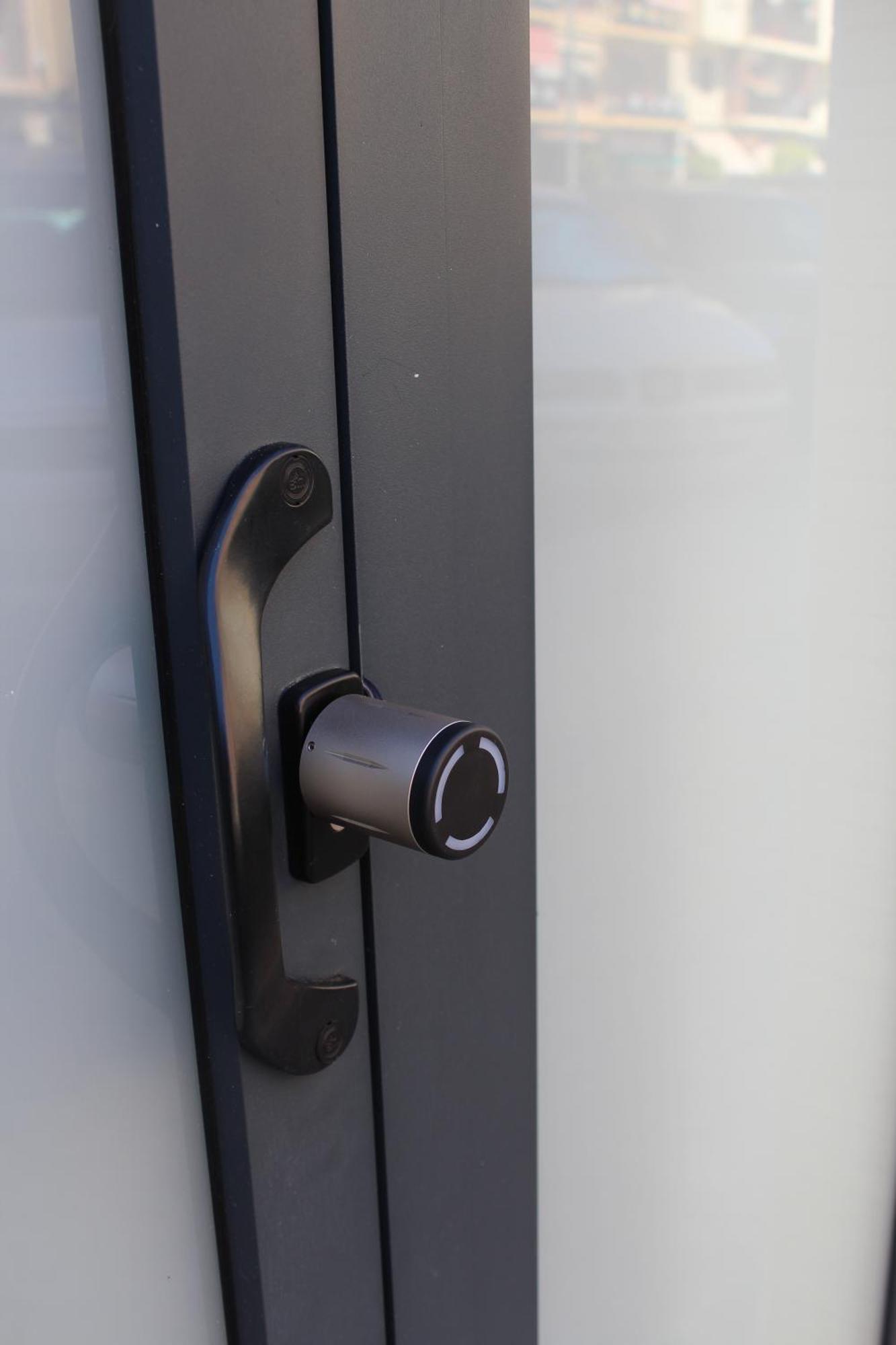 Promotur Suites - Ayora Valencia Exteriör bild