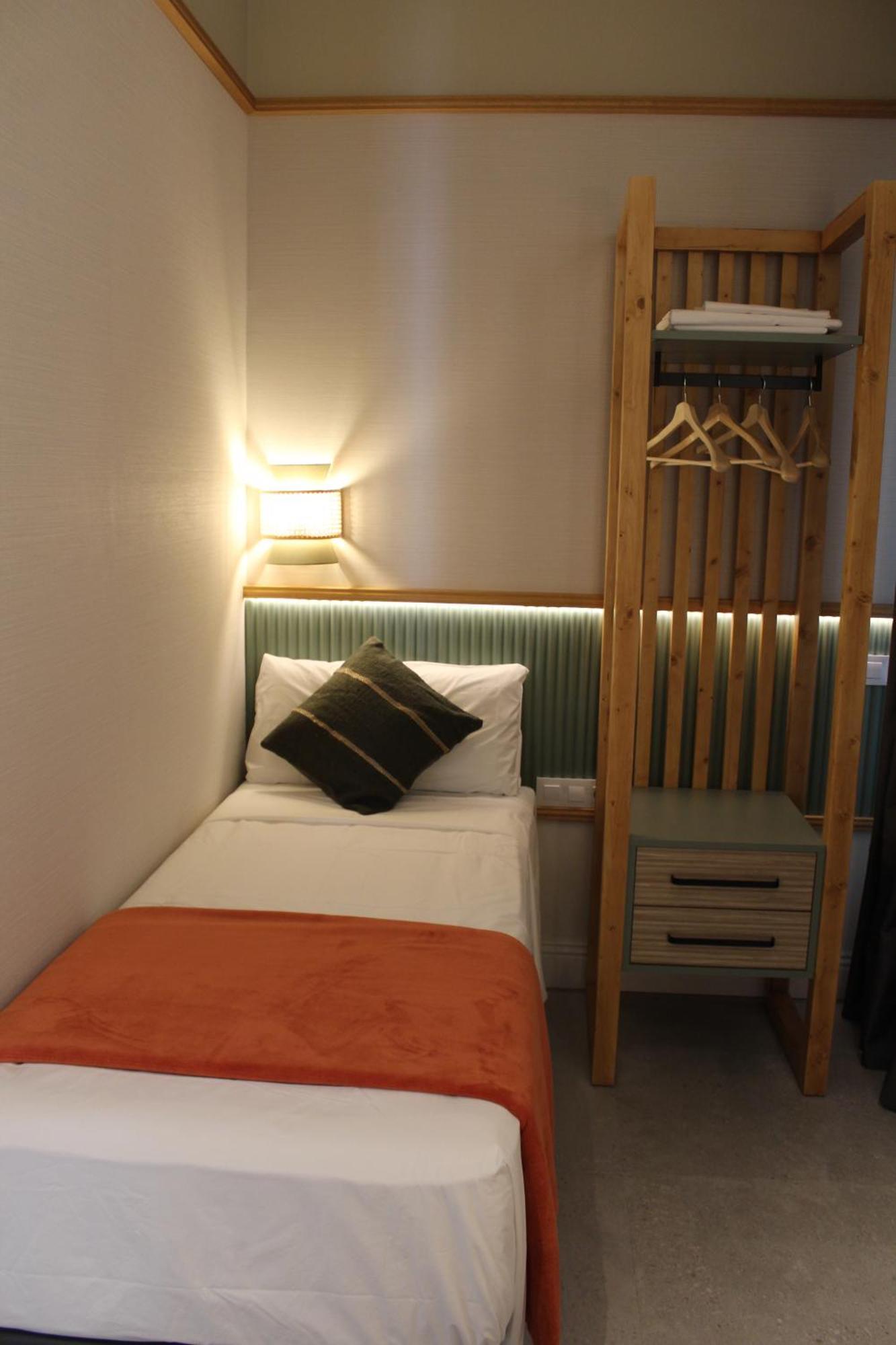 Promotur Suites - Ayora Valencia Exteriör bild