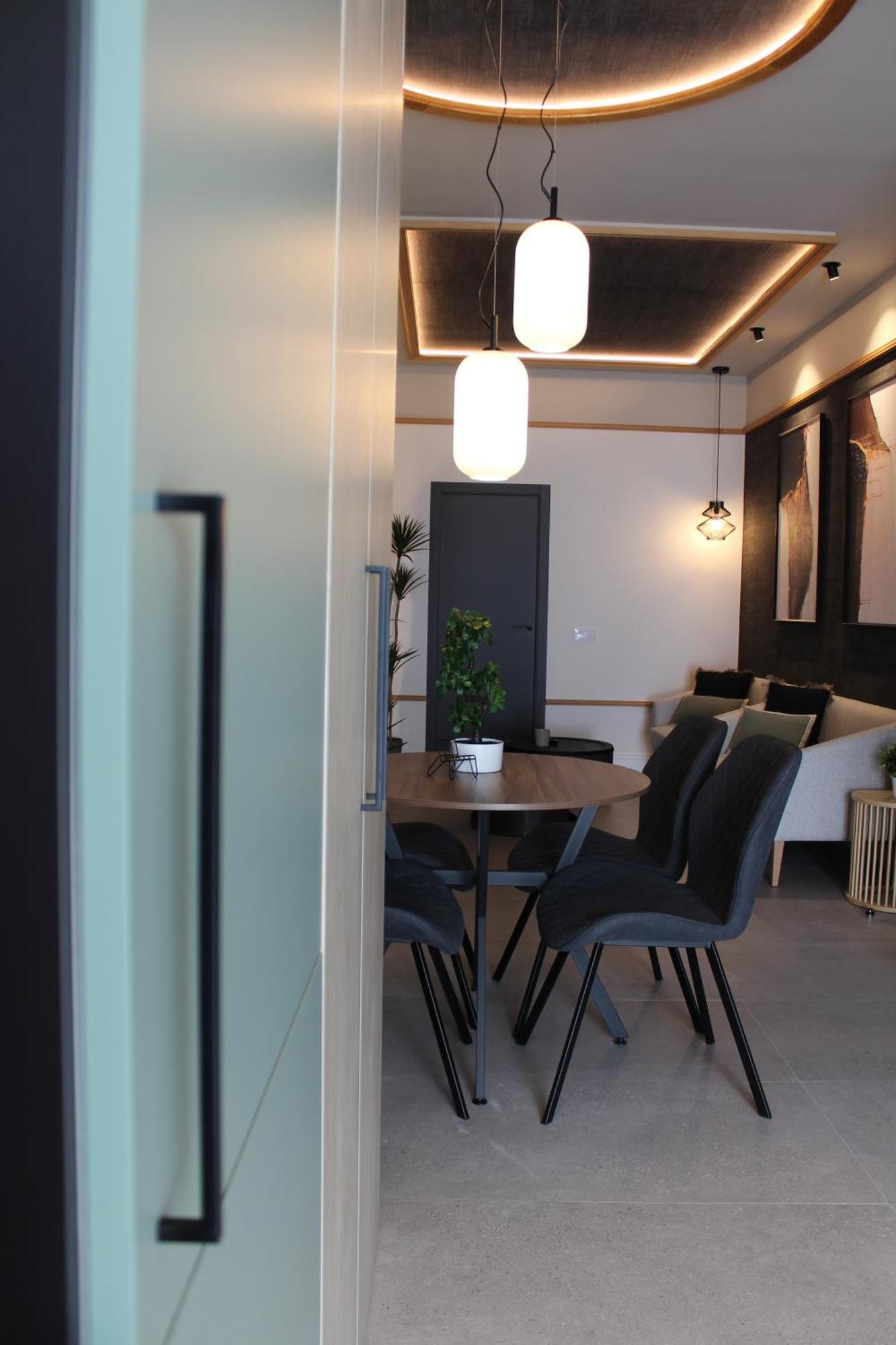 Promotur Suites - Ayora Valencia Exteriör bild