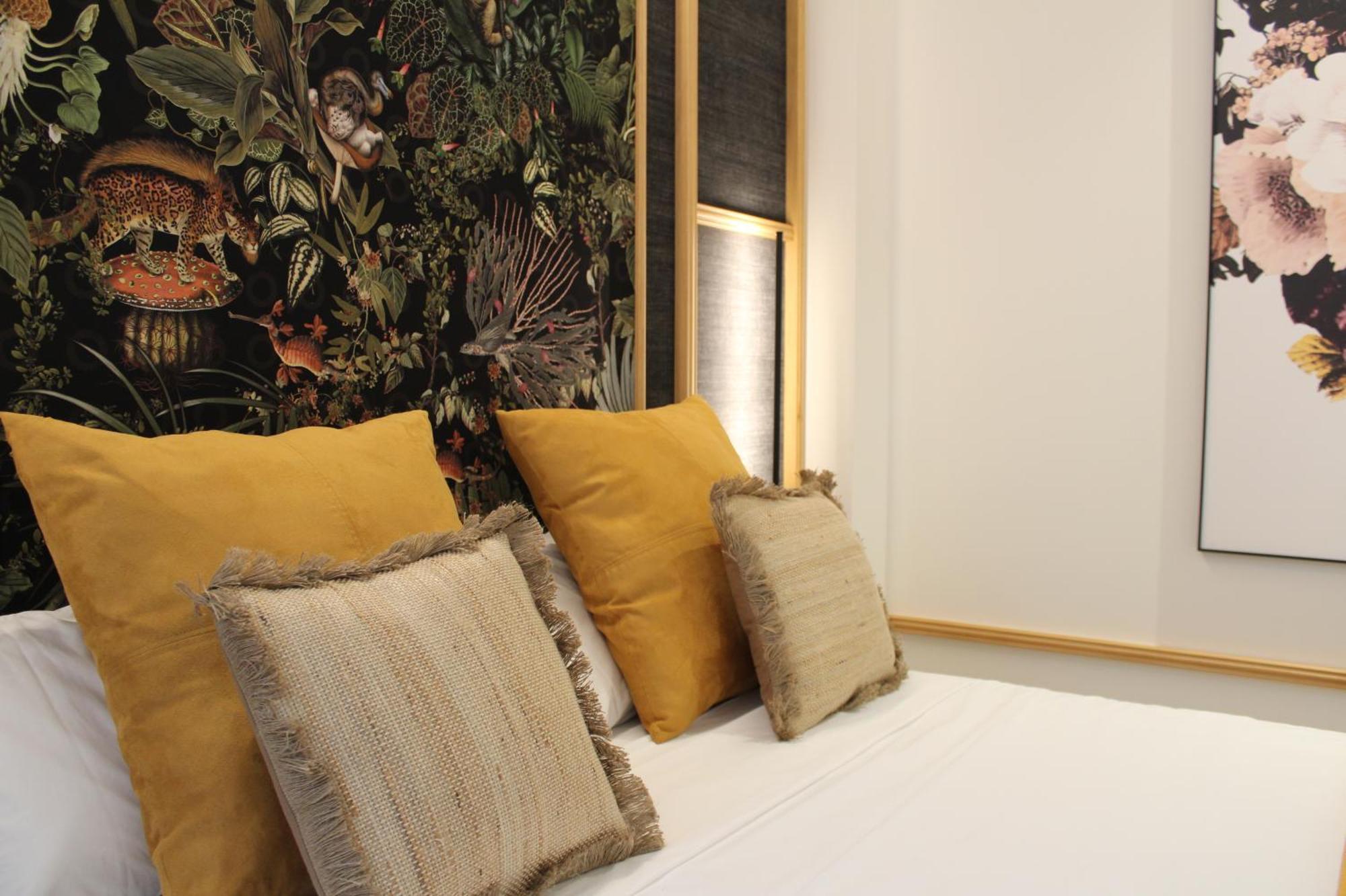 Promotur Suites - Ayora Valencia Exteriör bild